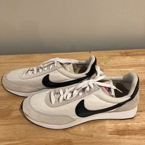 Nike Retro Tennis Shoes